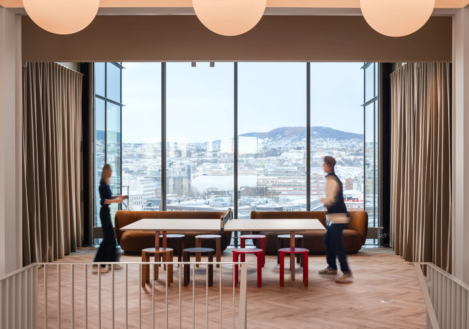 Lekent og luftig i 11. etasje i Posthuset.